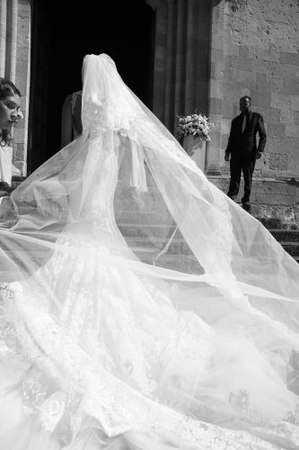 Glamorous Gold Sparkling Wedding In Alghero Sardinia